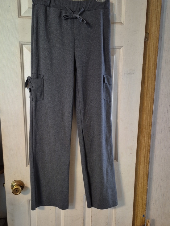 The Unbranded Brand Pants - Comfort Stretch Wide-Leg Cargo Pants - Gray